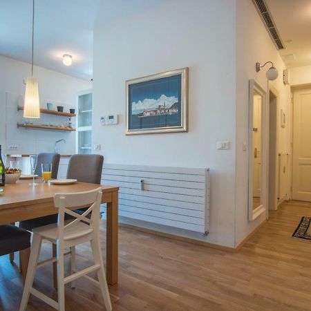Luxury Central Apartment Ljubljana Luaran gambar