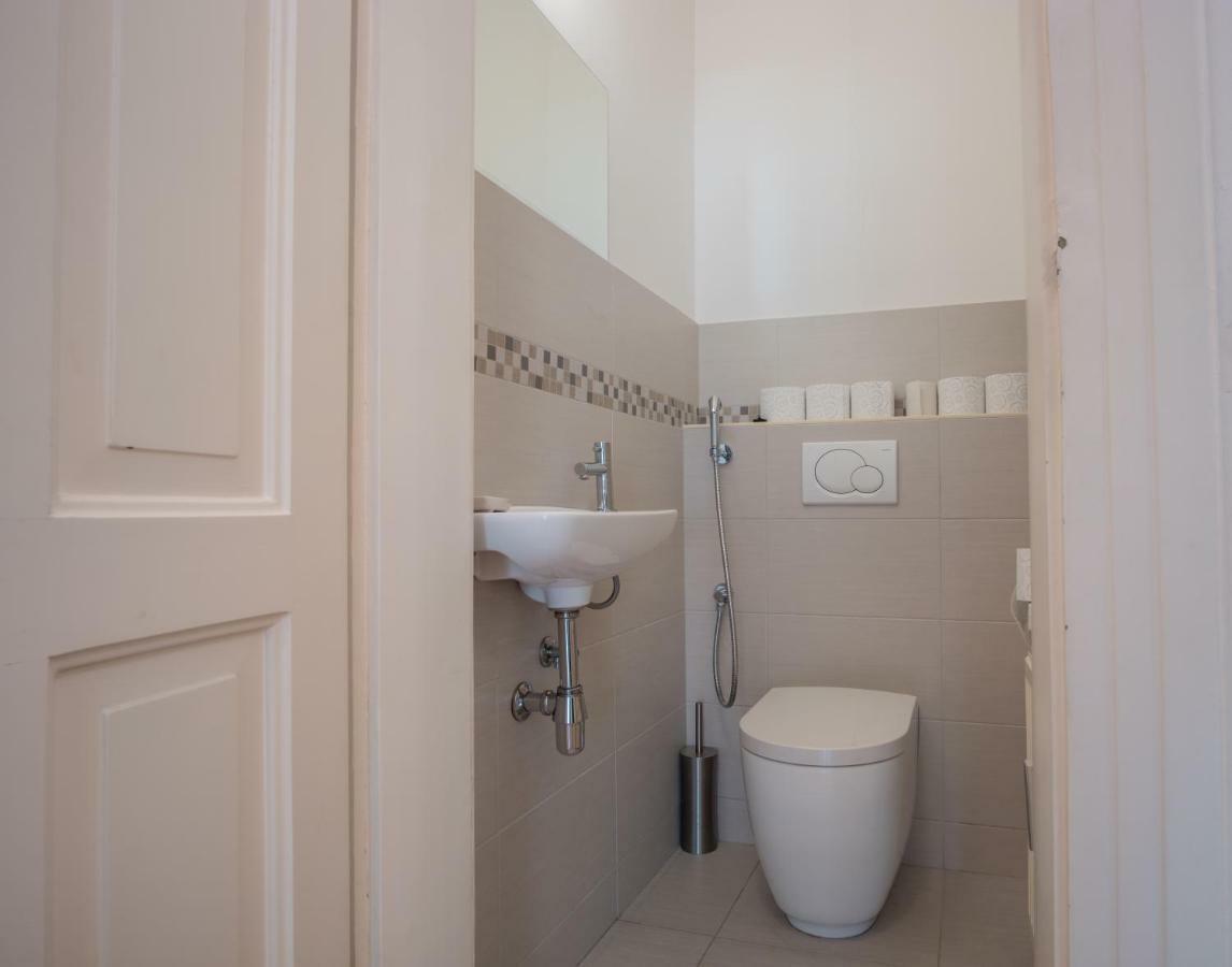Luxury Central Apartment Ljubljana Luaran gambar