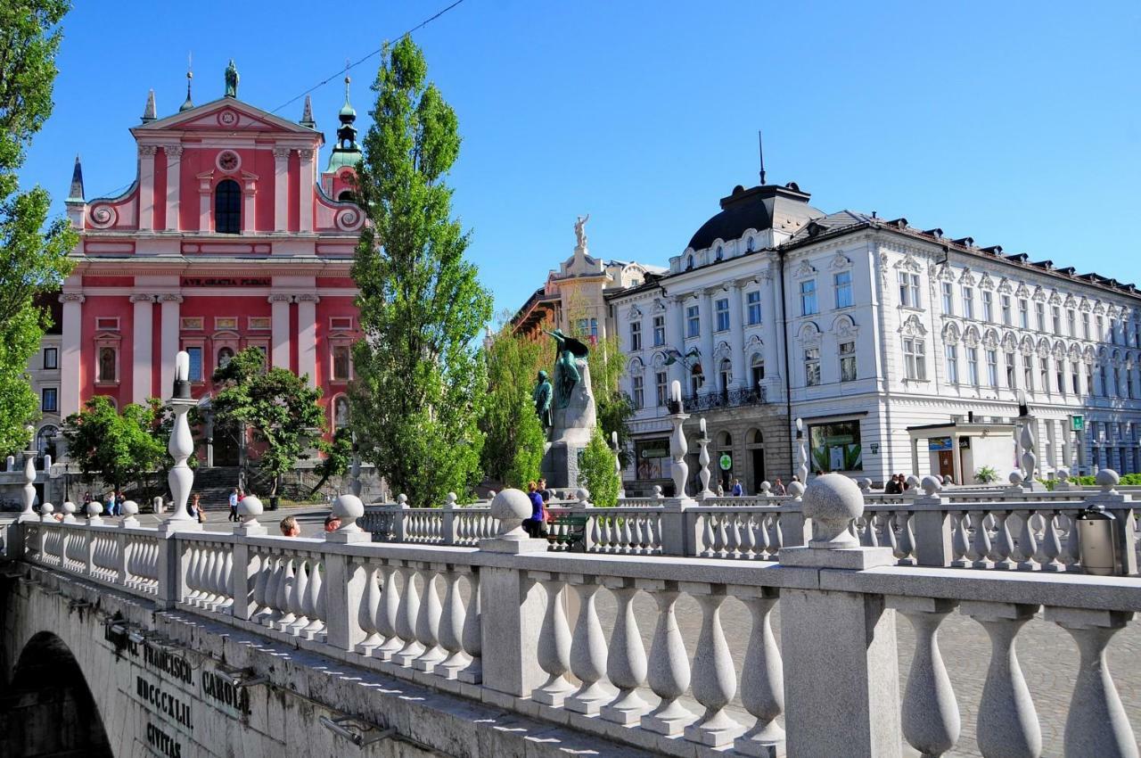 Luxury Central Apartment Ljubljana Luaran gambar